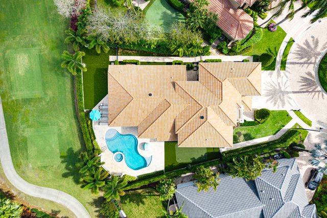 8927 Oakland Hills Drive, Delray Beach, FL 33446