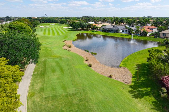 8927 Oakland Hills Drive, Delray Beach, FL 33446