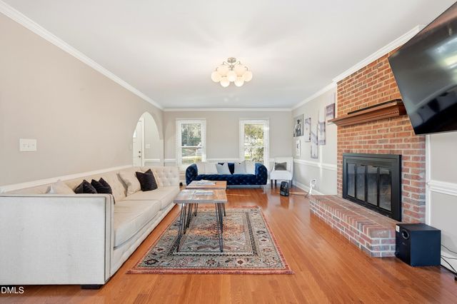 220 Kingsmill Road, Cary, NC 27511