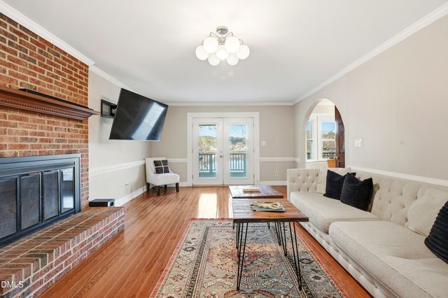 220 Kingsmill Road, Cary, NC 27511