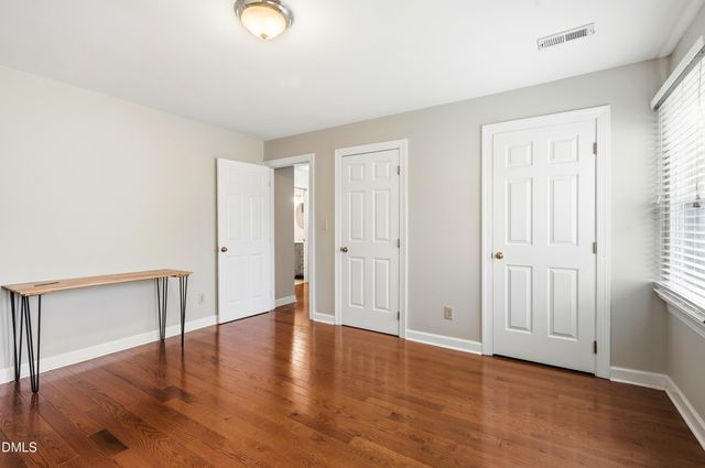 220 Kingsmill Road, Cary, NC 27511