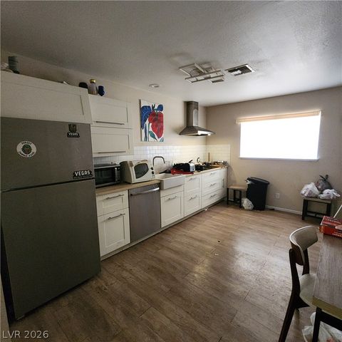 4371 Flandes Street, Las Vegas, NV 89121