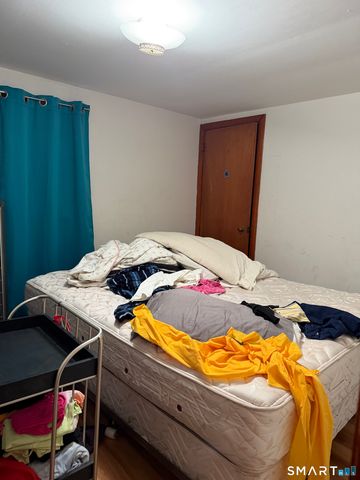 84 Lafayette Avenue, East Hartford, CT 06118