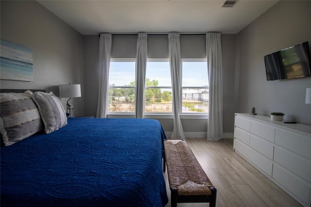 809 Todville Road, Seabrook, TX 77586
