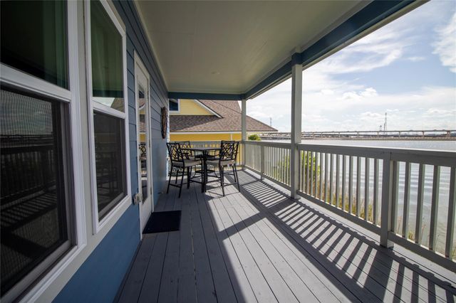 809 Todville Road, Seabrook, TX 77586