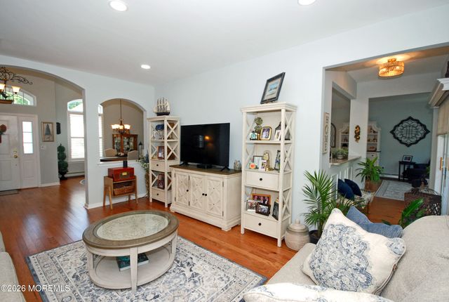 29 Mission Way, Barnegat, NJ 08005