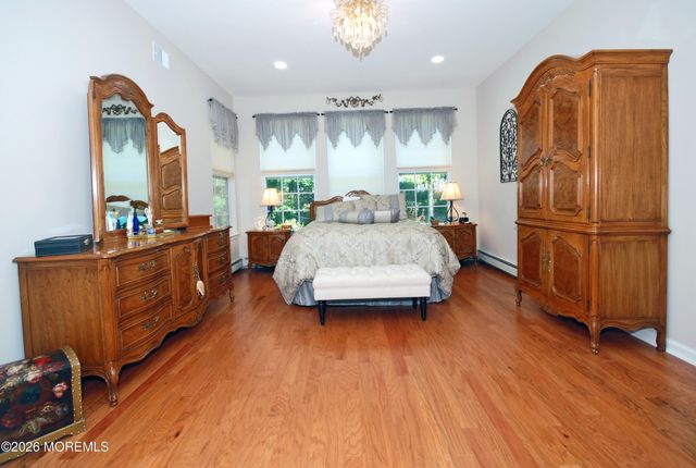 29 Mission Way, Barnegat, NJ 08005