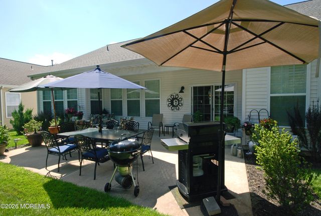 29 Mission Way, Barnegat, NJ 08005