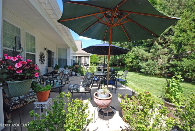 29 Mission Way, Barnegat, NJ 08005