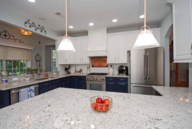 29 Mission Way, Barnegat, NJ 08005