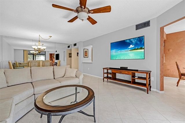 1470 Sheridan St 22C, Hollywood, FL 33020