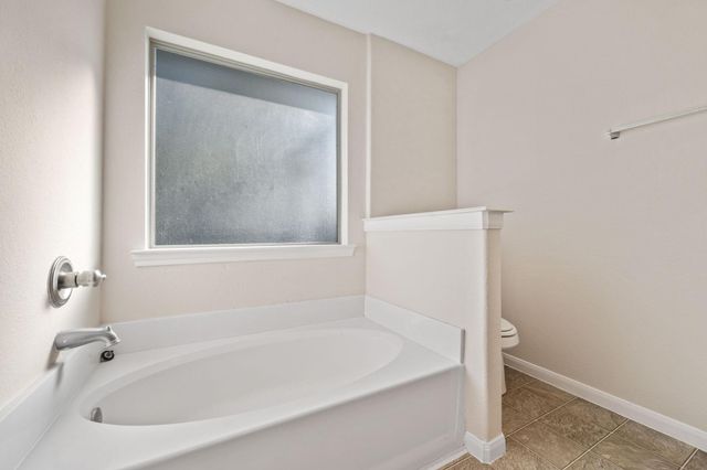 3027 Lockeridge Village Drive, Spring, TX 77386