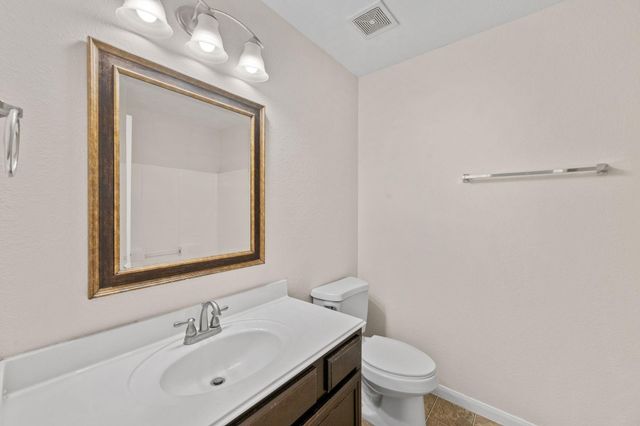 3027 Lockeridge Village Drive, Spring, TX 77386