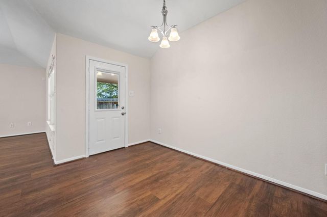 3027 Lockeridge Village Drive, Spring, TX 77386