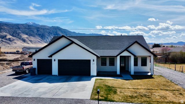 277 W 800 S, Monroe, UT 84754