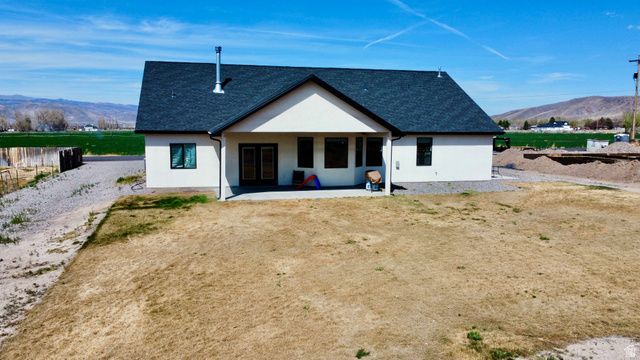 277 W 800 S, Monroe, UT 84754