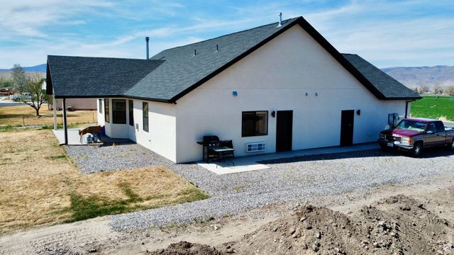 277 W 800 S, Monroe, UT 84754