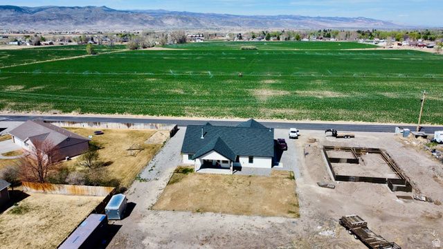 277 W 800 S, Monroe, UT 84754