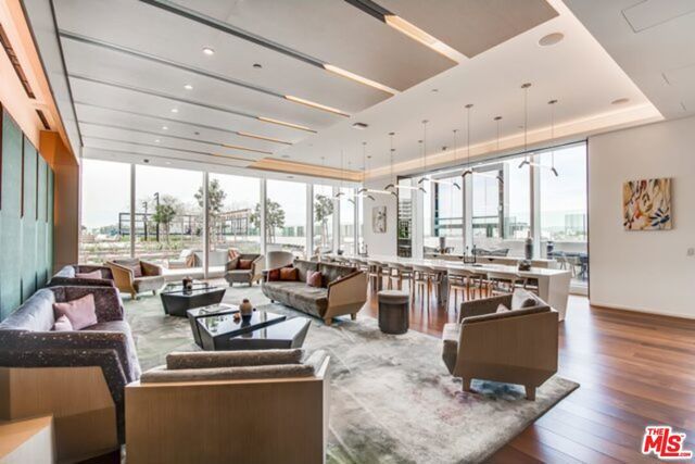 889 Francisco Street 2210, Los Angeles, CA 90017