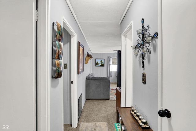 559 Parkway Street, Whiteland, IN 46184