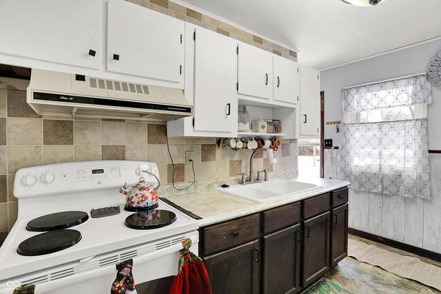 559 Parkway Street, Whiteland, IN 46184