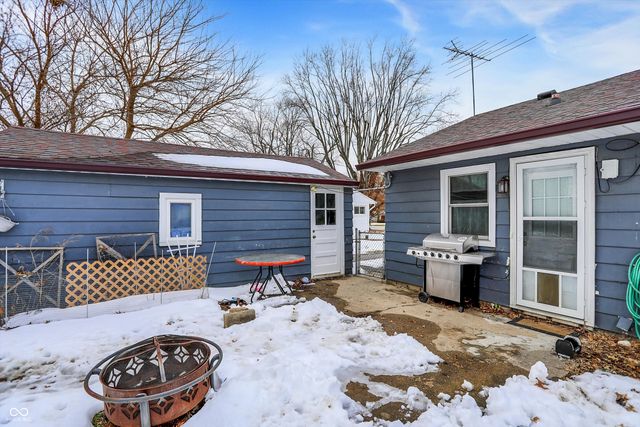 559 Parkway Street, Whiteland, IN 46184