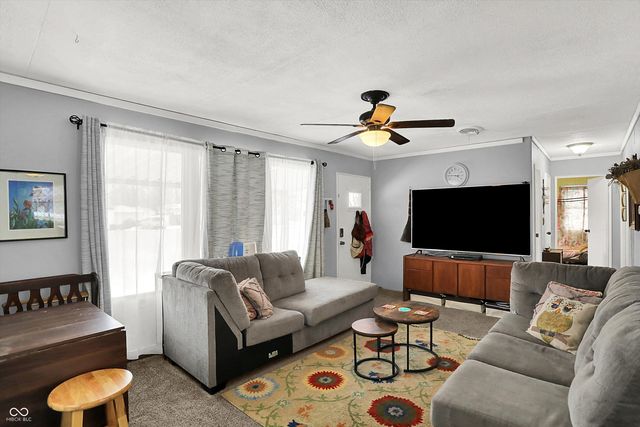 559 Parkway Street, Whiteland, IN 46184