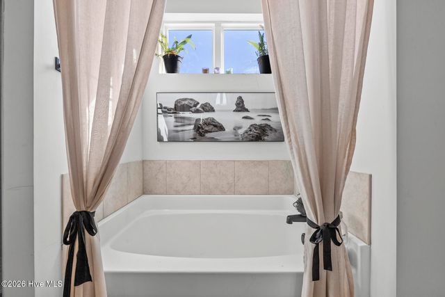 841 Tuscarora Trail, Jacksonville, NC 28546