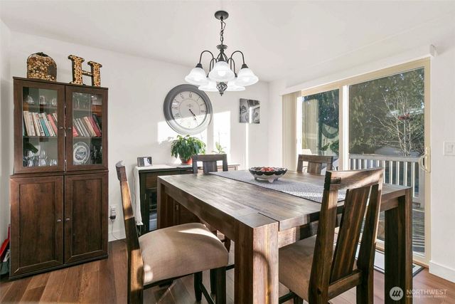 9915 SE 235th Place, Kent, WA 98031