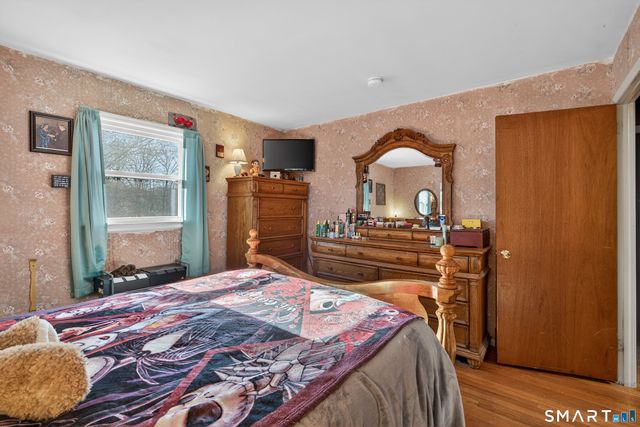 9 Milton Drive, Meriden, CT 06450