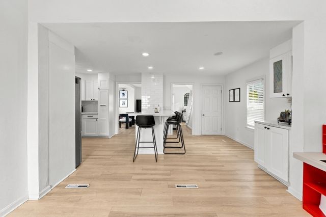 861 Pleasant St, Attleboro, MA 02703