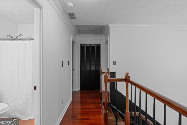 2230 Castle Lake Drive, Tyrone, GA 30290