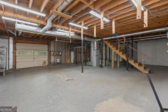 2230 Castle Lake Drive, Tyrone, GA 30290