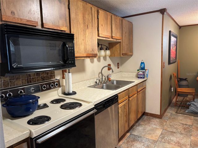 1023 MINEOLA CIRCLE, Palm Harbor, FL 34683