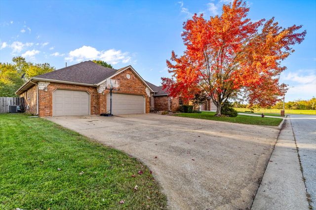 717 N Milton Drive, Nixa, MO 65714