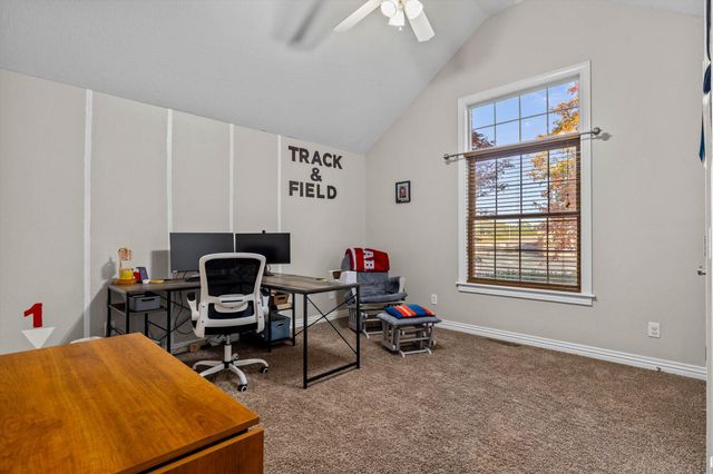 717 N Milton Drive, Nixa, MO 65714