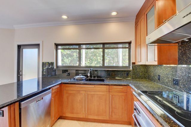 1121 Bel Air Drive 4, Highland Beach, FL 33487