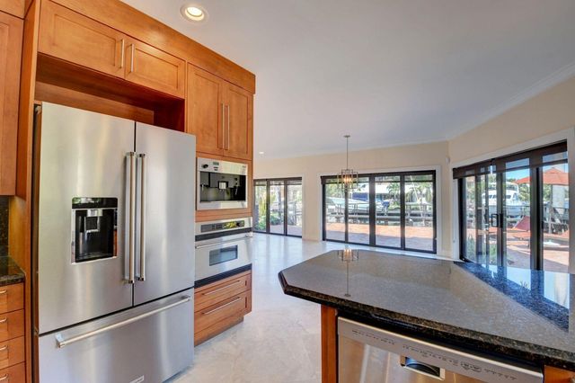 1121 Bel Air Drive 4, Highland Beach, FL 33487