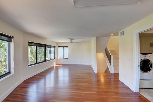 1121 Bel Air Drive 4, Highland Beach, FL 33487