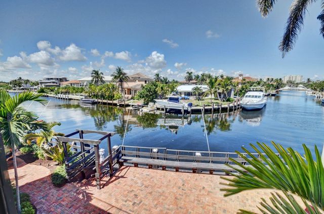 1121 Bel Air Drive 4, Highland Beach, FL 33487