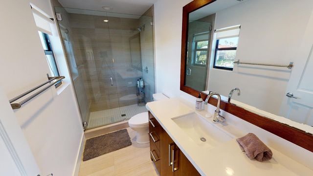 1121 Bel Air Drive 4, Highland Beach, FL 33487