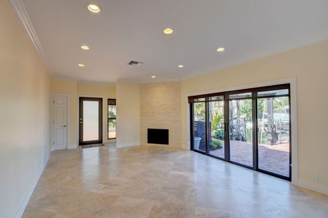 1121 Bel Air Drive 4, Highland Beach, FL 33487