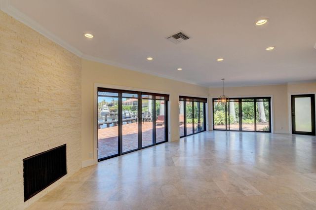 1121 Bel Air Drive 4, Highland Beach, FL 33487