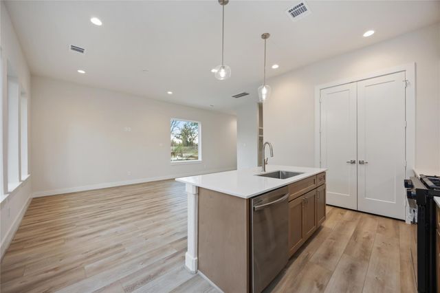 6119 De Campo Street, Houston, TX 77091