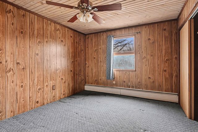 7651 S Avenue W, Texas Twp, MI 49087