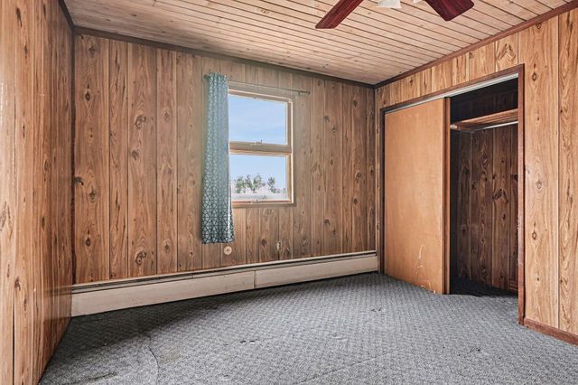 7651 S Avenue W, Texas Twp, MI 49087