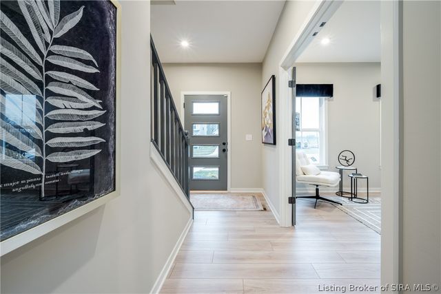 103 Patriot Loop, Sellersburg, IN 47172