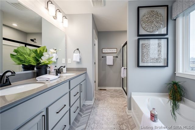 103 Patriot Loop, Sellersburg, IN 47172