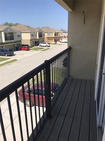 4020 PEMBERLY PINES CIRCLE, St Cloud, FL 34769