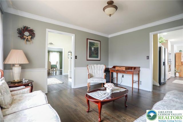 4994 Meadow Lane, Lower Macungie Twp, PA 18062